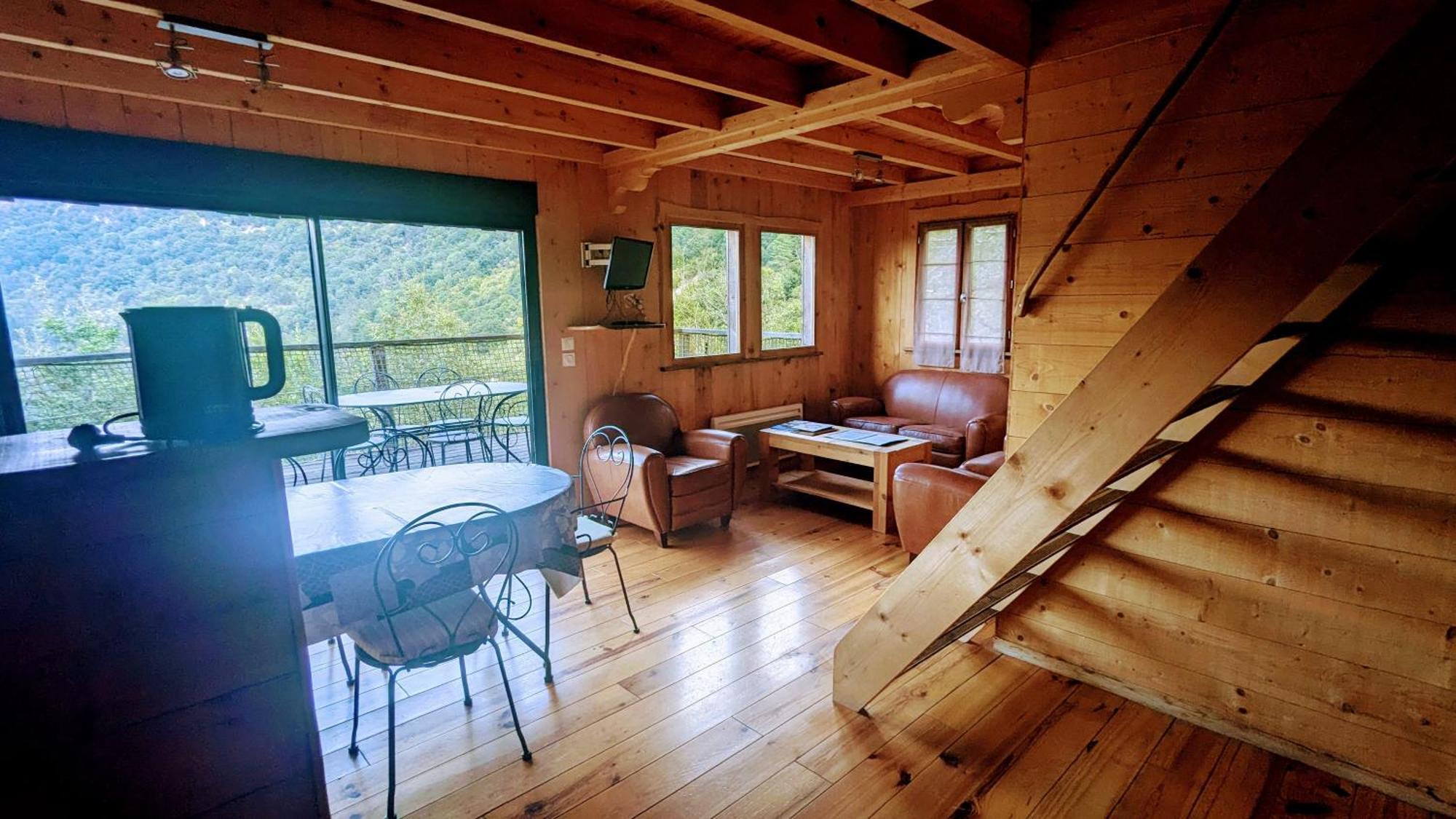 Cabanes Et Lodges Du Belvedere Serrieres-sur-Ain Exteriér fotografie