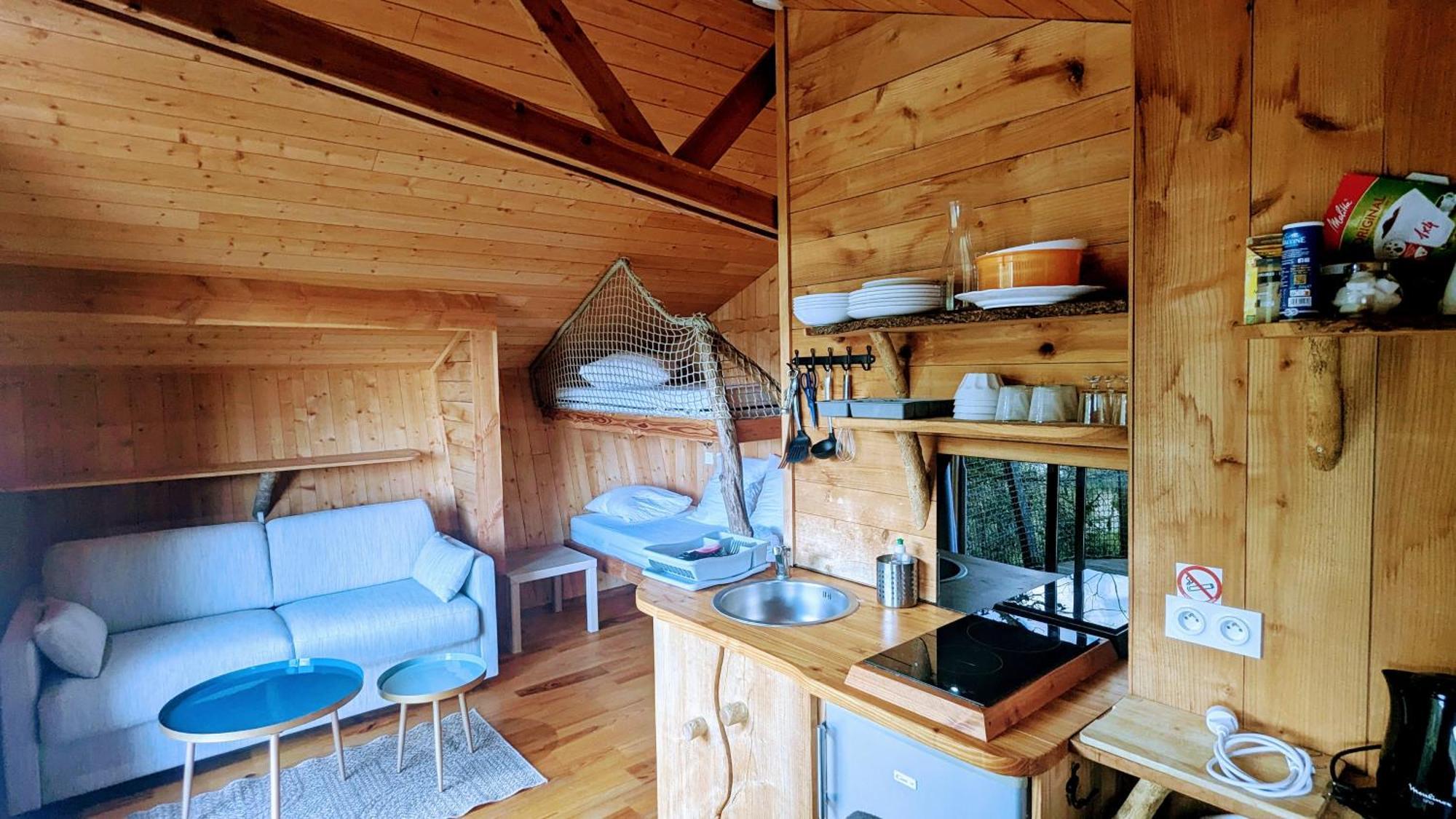 Cabanes Et Lodges Du Belvedere Serrieres-sur-Ain Exteriér fotografie