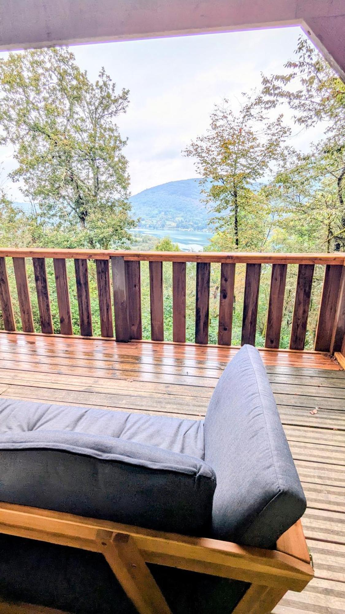 Cabanes Et Lodges Du Belvedere Serrieres-sur-Ain Exteriér fotografie