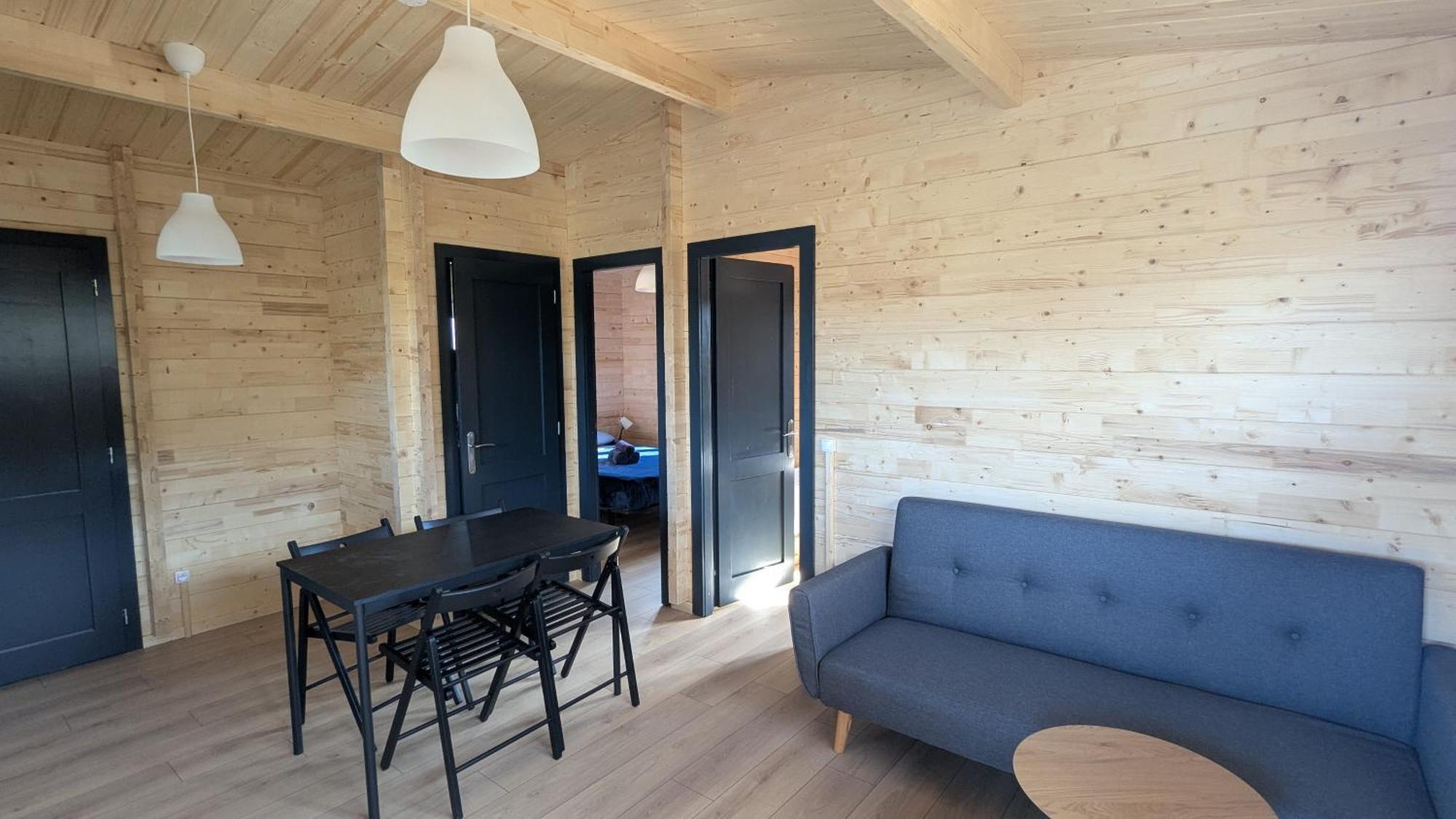Cabanes Et Lodges Du Belvedere Serrieres-sur-Ain Exteriér fotografie