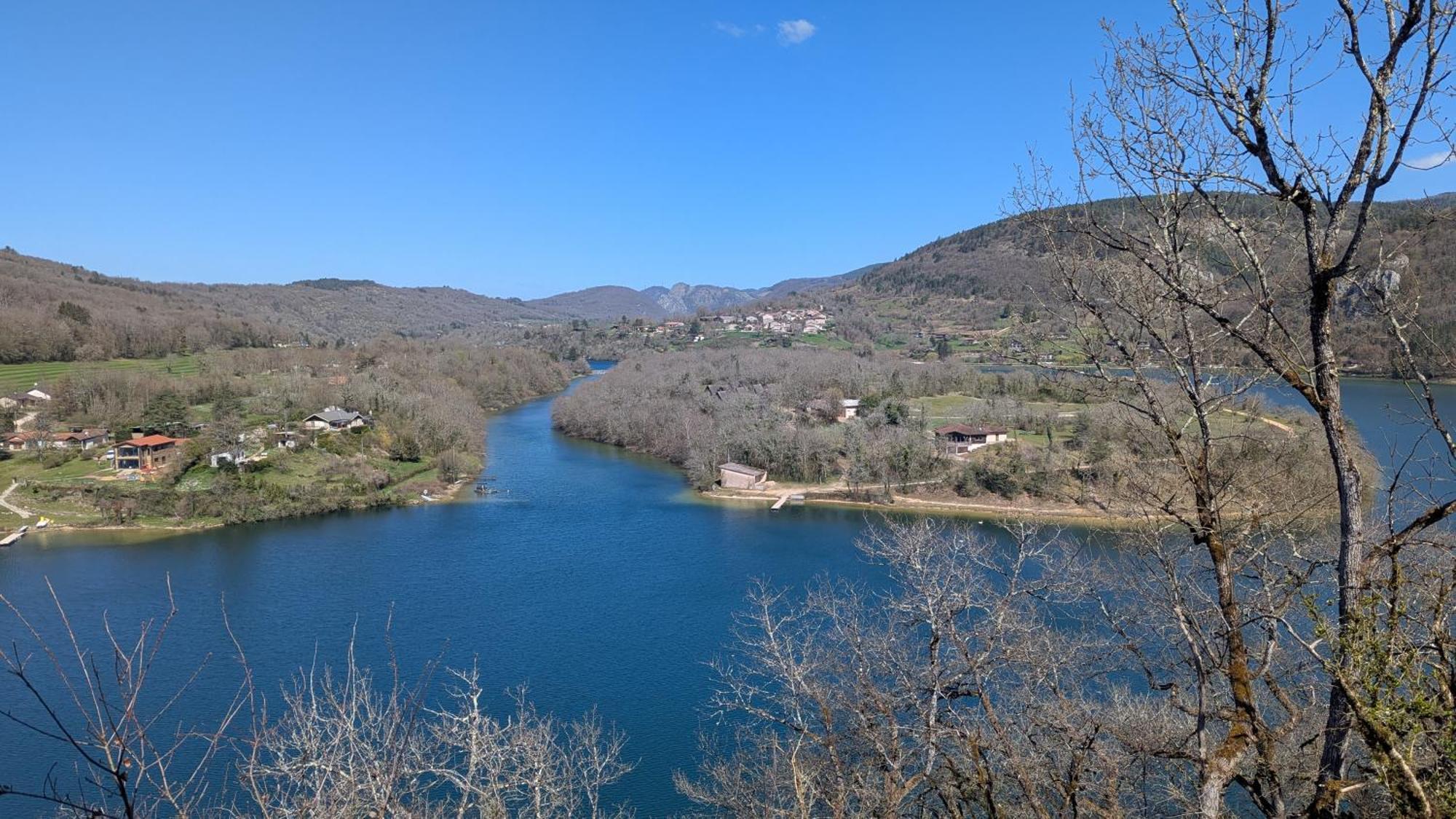 Cabanes Et Lodges Du Belvedere Serrieres-sur-Ain Exteriér fotografie