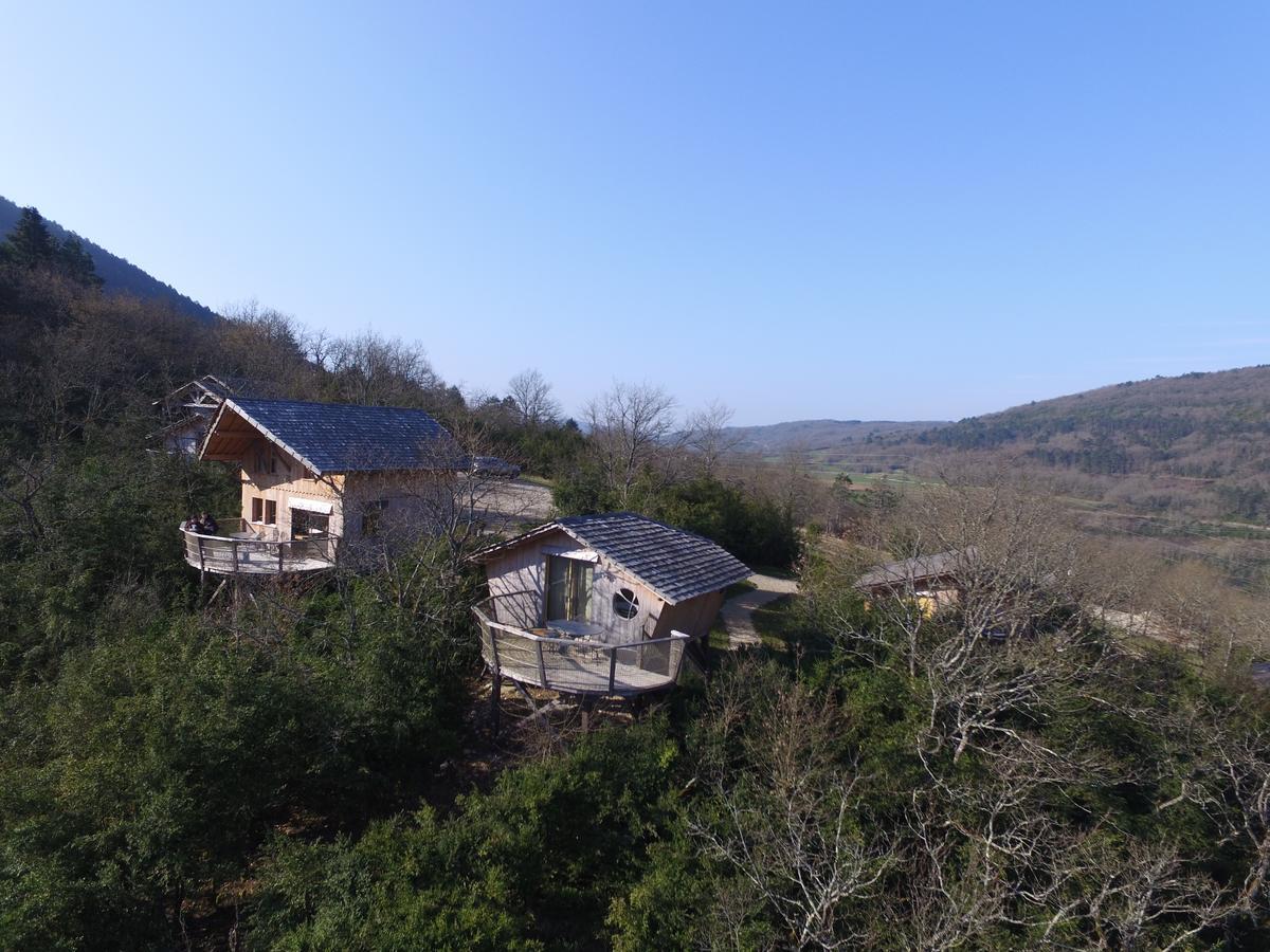 Cabanes Et Lodges Du Belvedere Serrieres-sur-Ain Exteriér fotografie